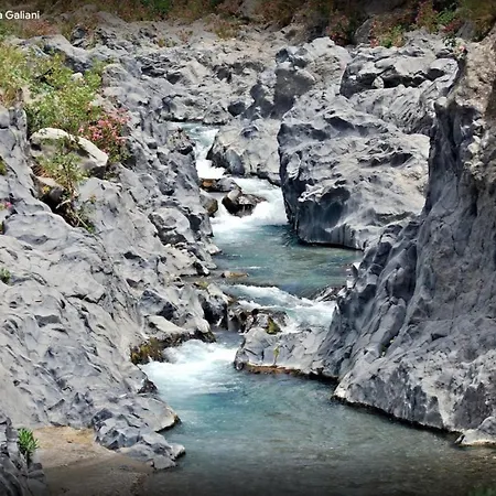 Ludovica's House Apartman Giardini Naxos